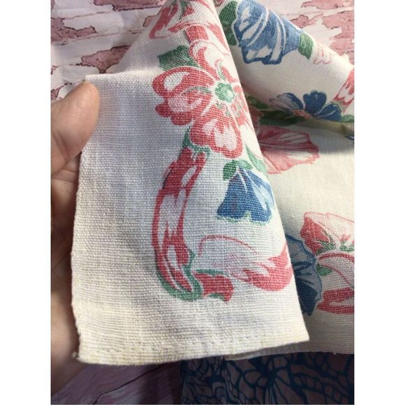 Vintage Linen Table Cover Red & Blue Floral 13.5” x 30” Mid Century - Picture 13 of 15
